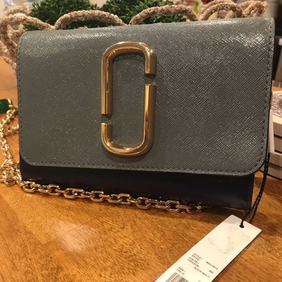 Marc Jacobs Handbags - 🔥🔥Hot SALE 💰 Marc Jacob Snapshot Chain Wallet